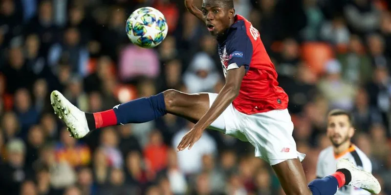 Tiền đạo Osimhen – Ưu tiên số 1, 120 triệu euro hè 2026